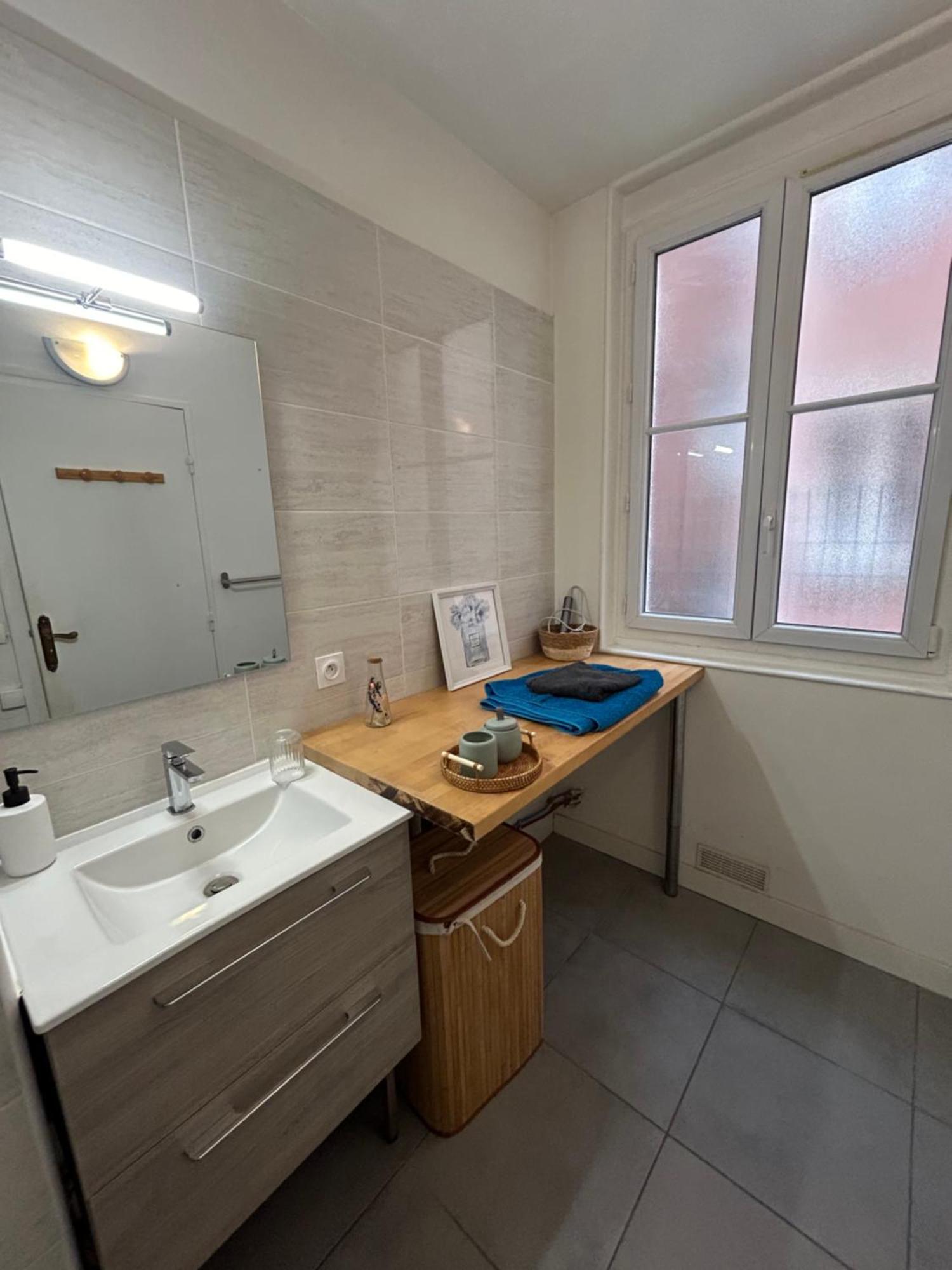 Appartement Cosy Et Agreable Bois-Colombes Eksteriør billede